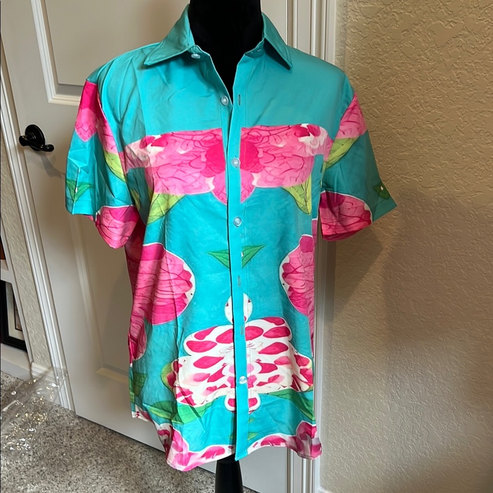 NWOT Blue/green print top